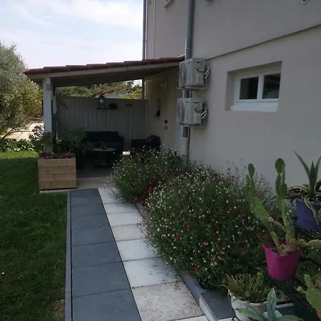 Meuble Proche Lyon Au Calme Apartment