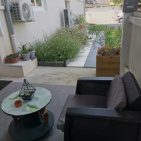 Meuble Proche Lyon Au Calme Apartment